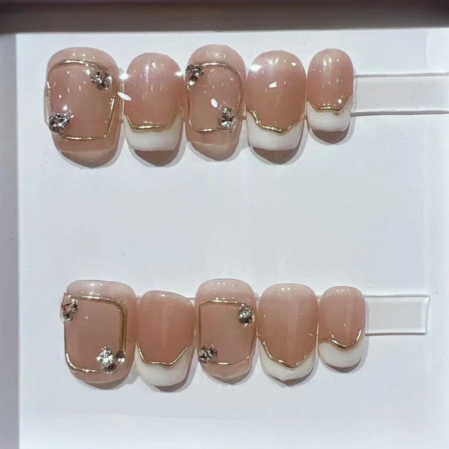 Nail Art Simple - 10Pcs Short Square French Handmade False