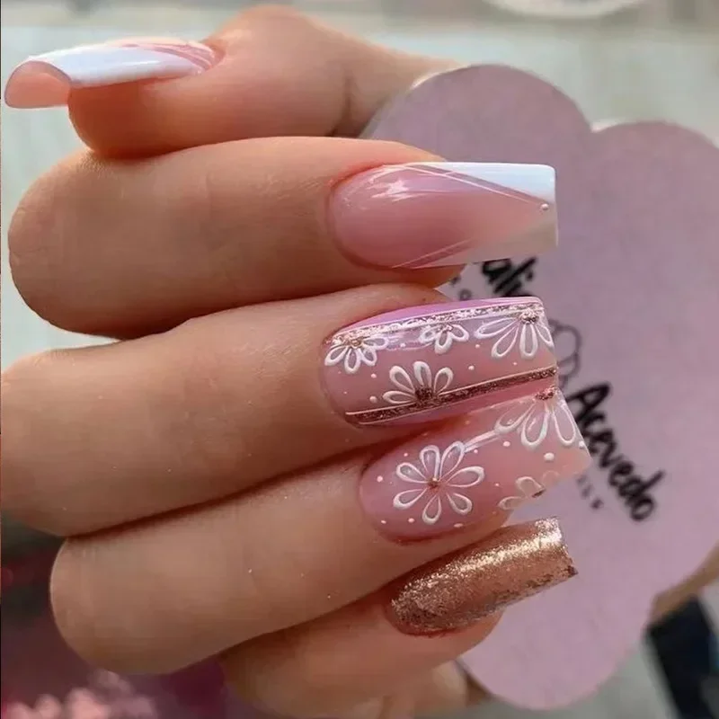 24Pcs White French Fake Nails  - Nail Art Rose Gold recension och pris