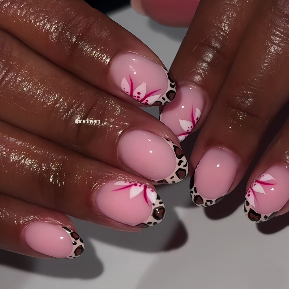 Short long fake nails for wome - Press On Nail Set recension och pris