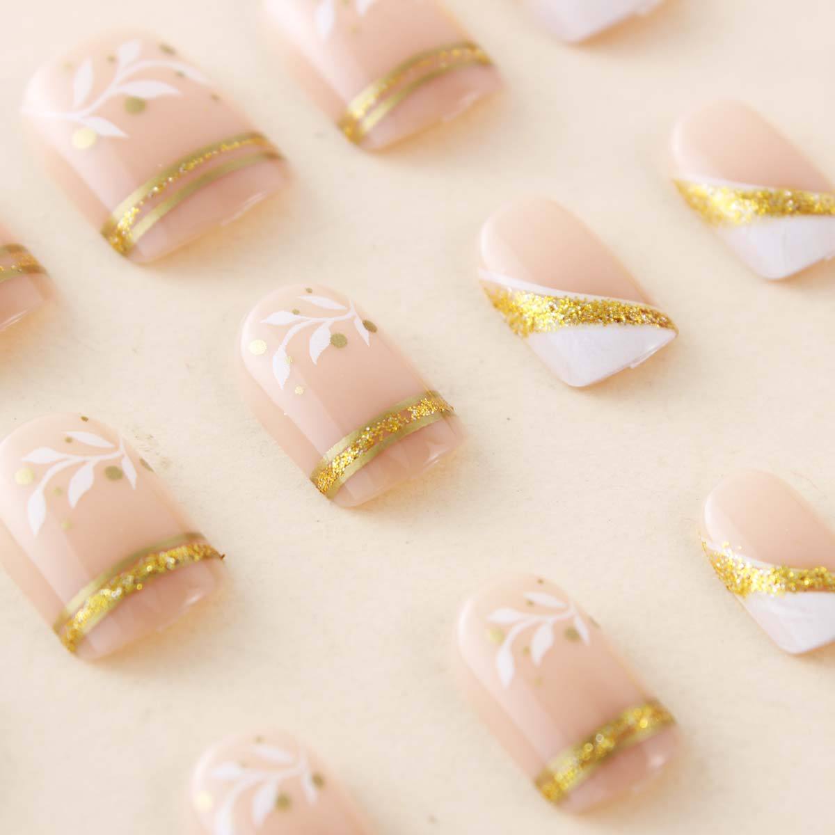 Short Medium fake nails for wo - Press On Nail Set recension och pris